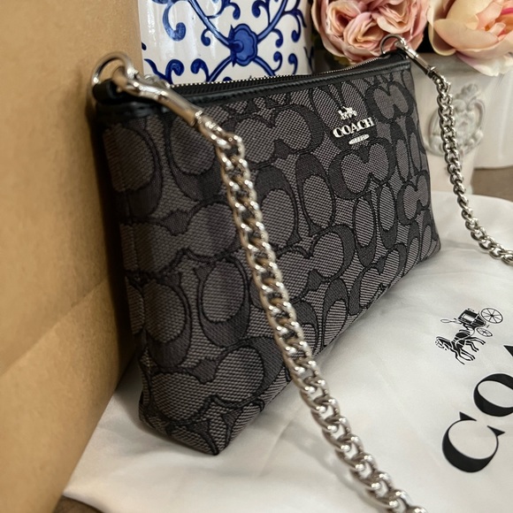 ♥️ Coach signature print crossbody - Picture 6 of 7